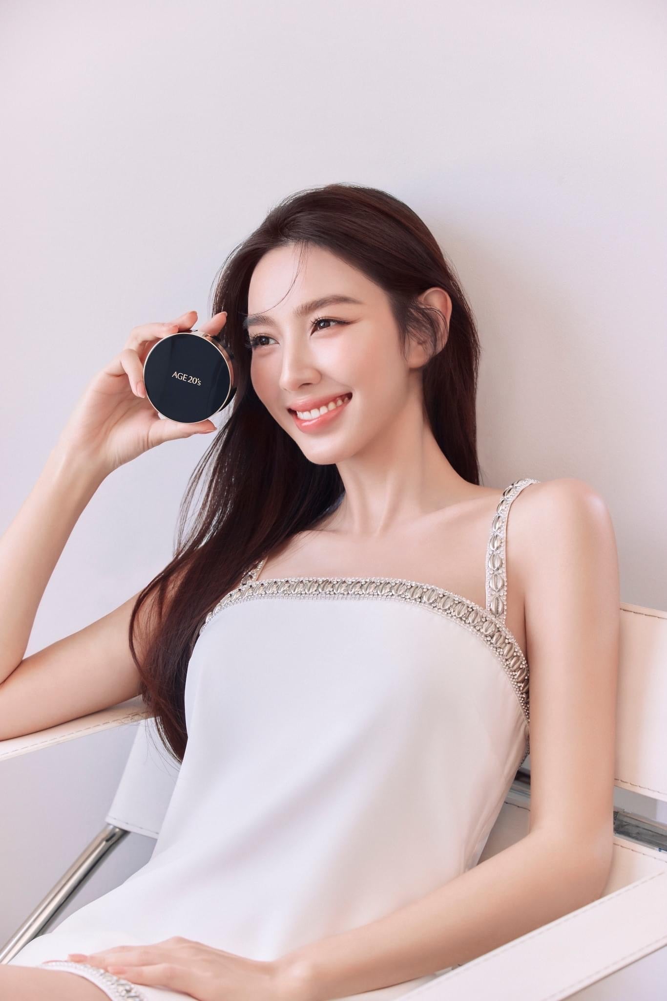 Phấn tươi Age20s Signature Essence Cover Pact - Intense cover