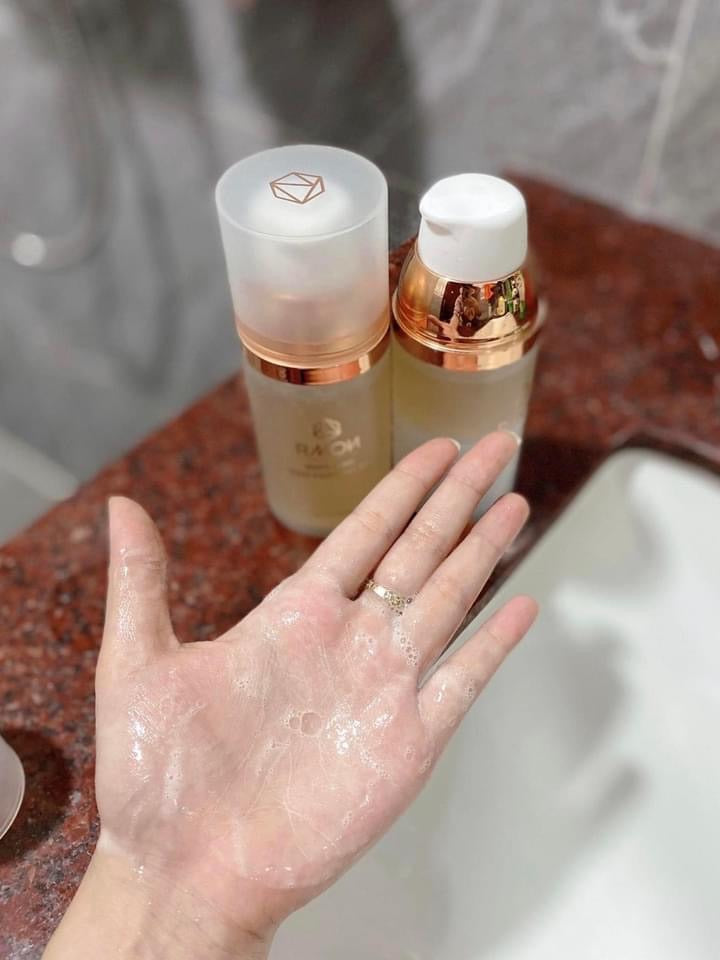 RMON WHITE LABEL GOLD CLEANSING GEL- GEL RỬA MẶT TẾ BÀO GỐC RMON