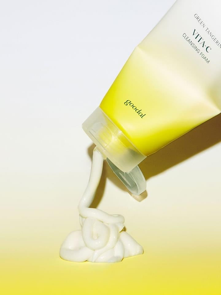 GOODAL GREEN TANGERINE CLEANSING FOAM VITA C - SỮA RỬA MẶT VITA C GOODAL